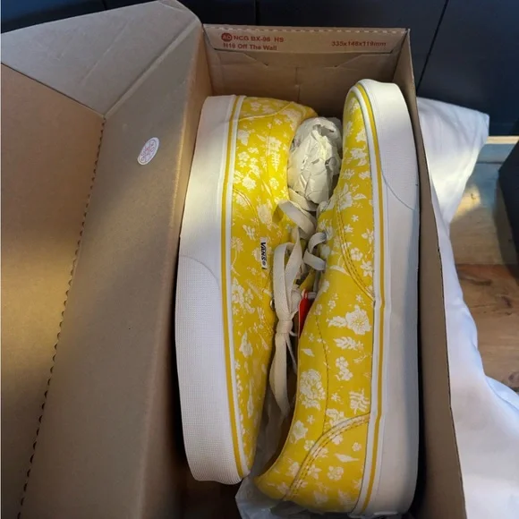 Vans Bright Yellow Floral Canvas Shoes - Picture 6 of 6